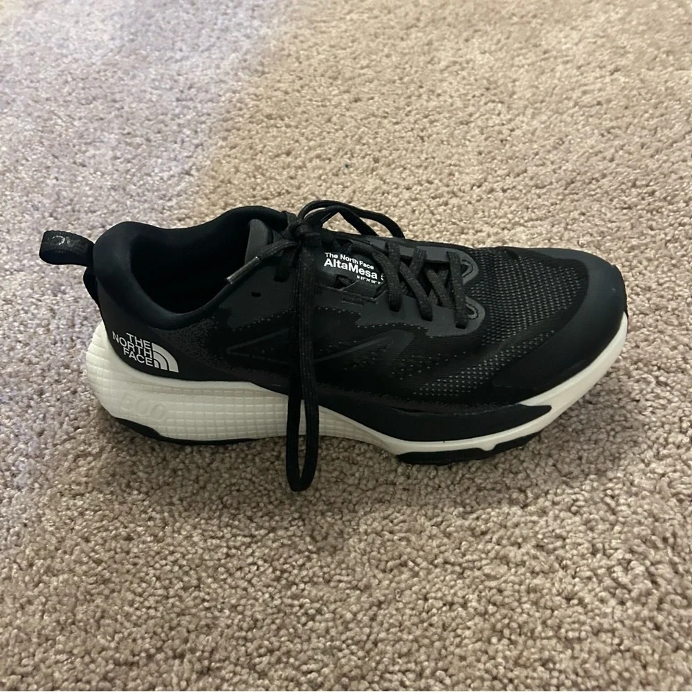 The North Face Altamesa 500 Trail Running Shoes Men’s Size 10 Black And White - Picture 8 of 12